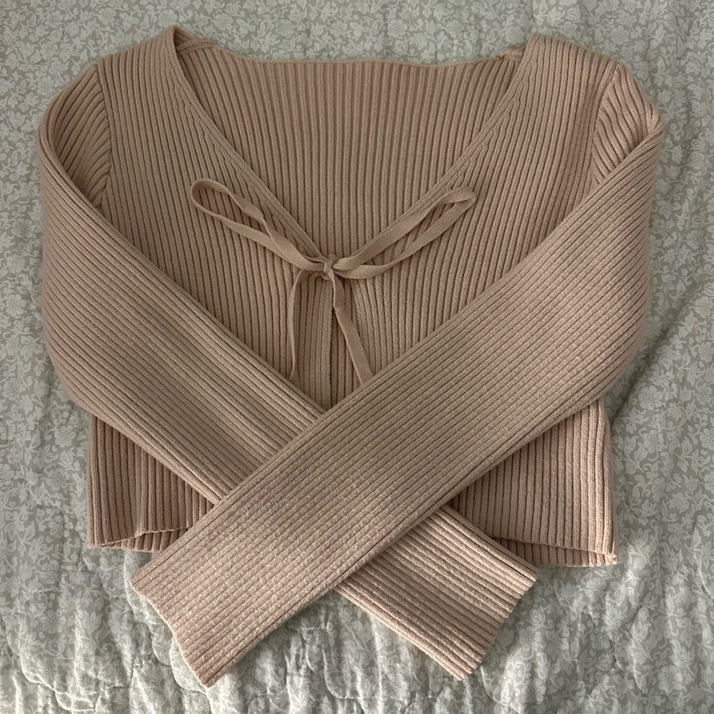 Women's Ribbed Knit Sweater